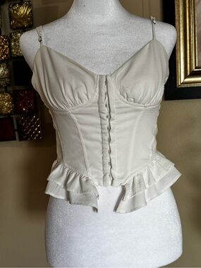 Women's Cream Ruffle-Hem Bustier Bandeau Top
